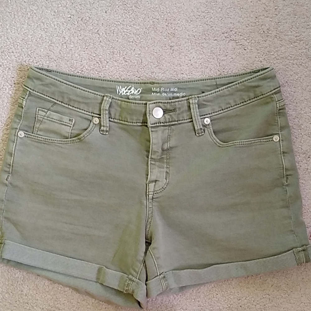 Mossimo shorts